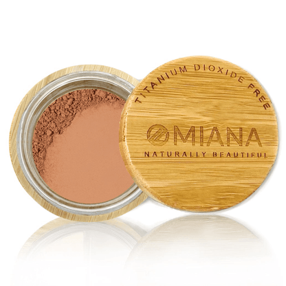 Omiana Delicate Loose Powder Mineral Foundation - Without Mica, Titanium Dioxide, & More! - swatch on white background